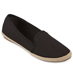 NWT City Streets Women’s Slip-On Espadrilles